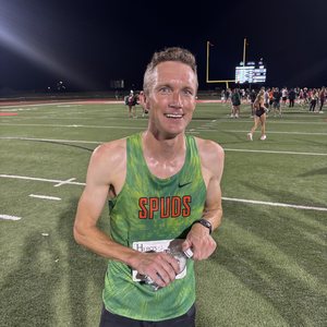 Coach Hanson in the Fred Dahnke 6000m
